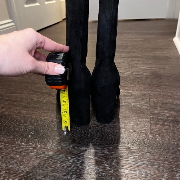 Velvet Calf length boots - Picture 3 of 5